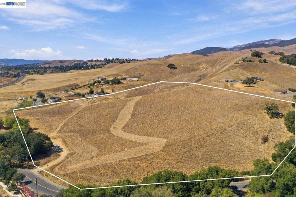 1201 Finley Rd, San Ramon, CA 94583 1201 Finley Rd, San Ramon, CA 94583