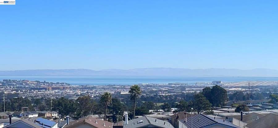 Property photo for 38 Brighton Ct, Daly City, CA