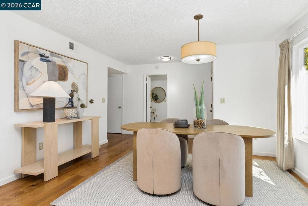 28 Shepardson Ln, Alameda, CA 94502 28 Shepardson Ln, Alameda, CA 94502
