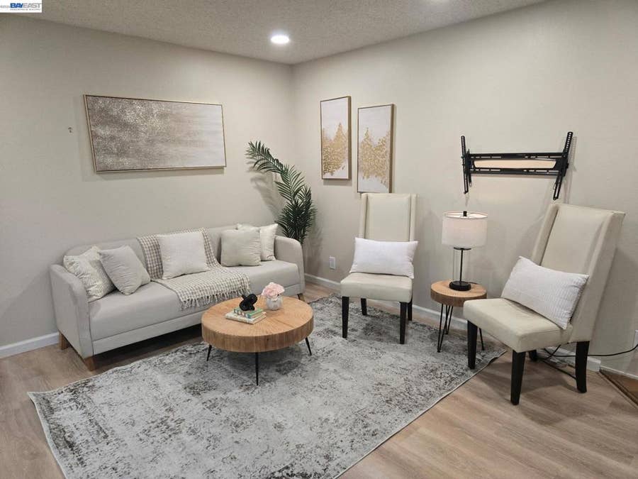 Property photo for 4176 San Pablo Dam Rd, #B, El Sobrante, CA