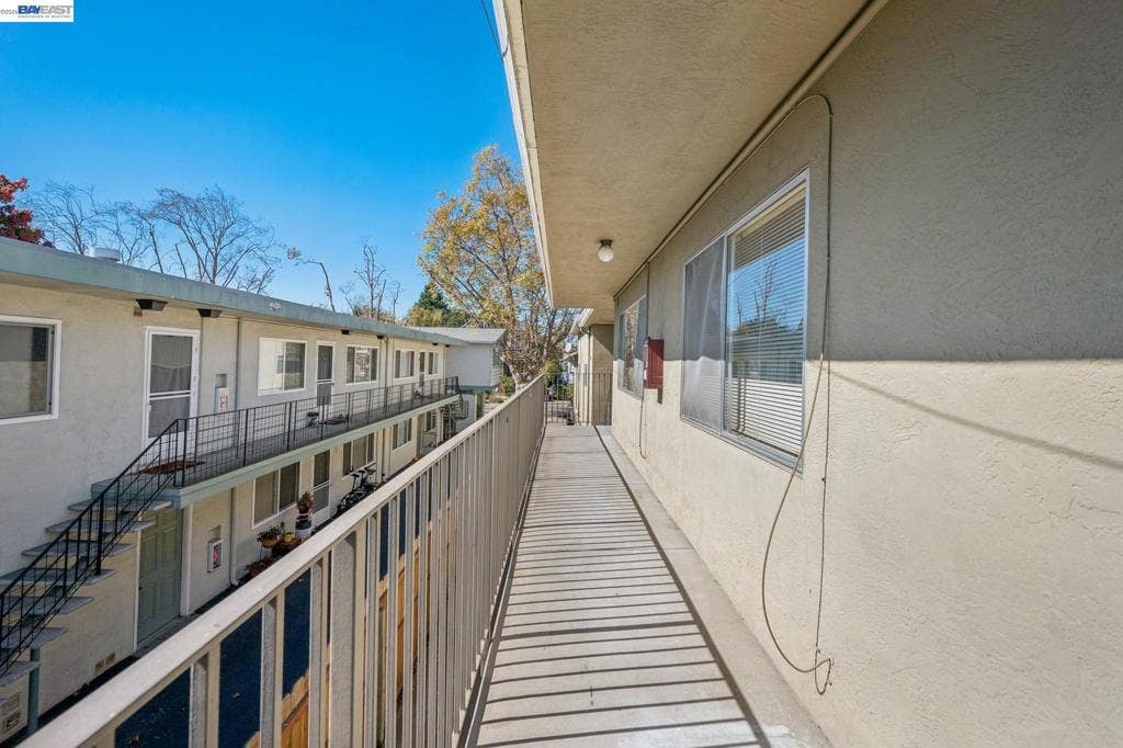 1526 Verdi St, Alameda, CA 94501