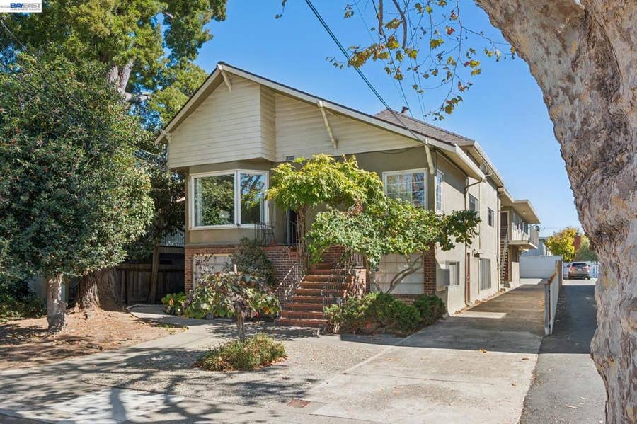 Property photo for 1526 Verdi St, Alameda, CA