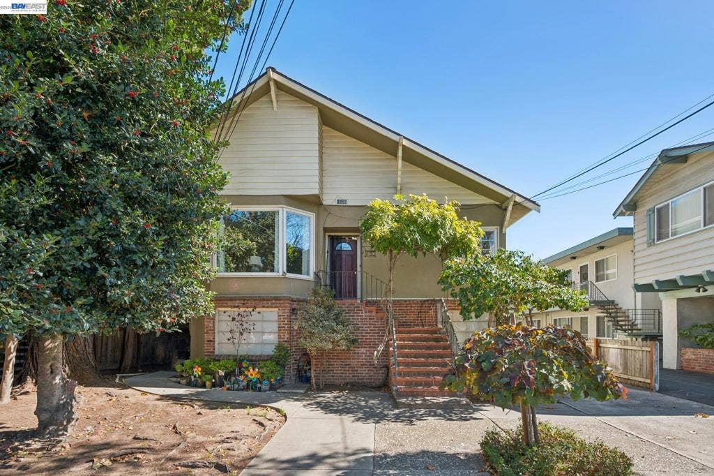 1526 Verdi St, Alameda, CA 94501