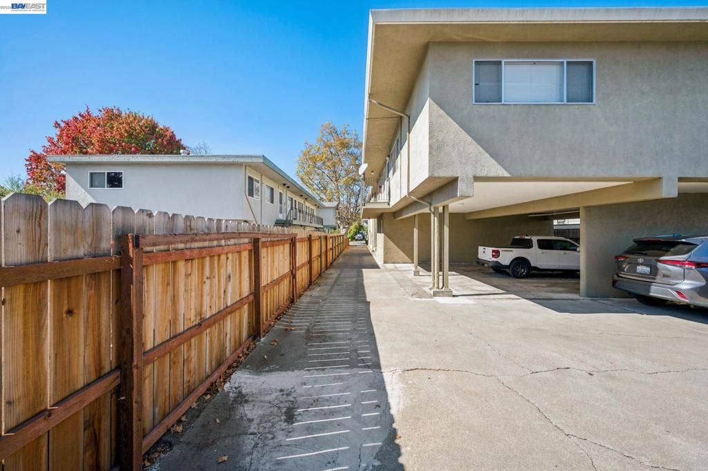 1526 Verdi St, Alameda, CA 94501