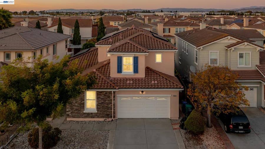 Property photo for 2851 Dune Cir, Hayward, CA