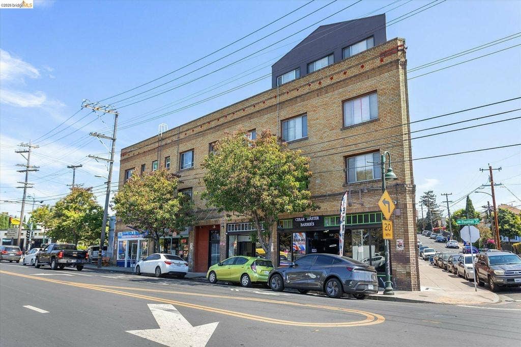 3518 Foothill Blvd, Oakland, CA 94601 3518 Foothill Blvd, Oakland, CA 94601