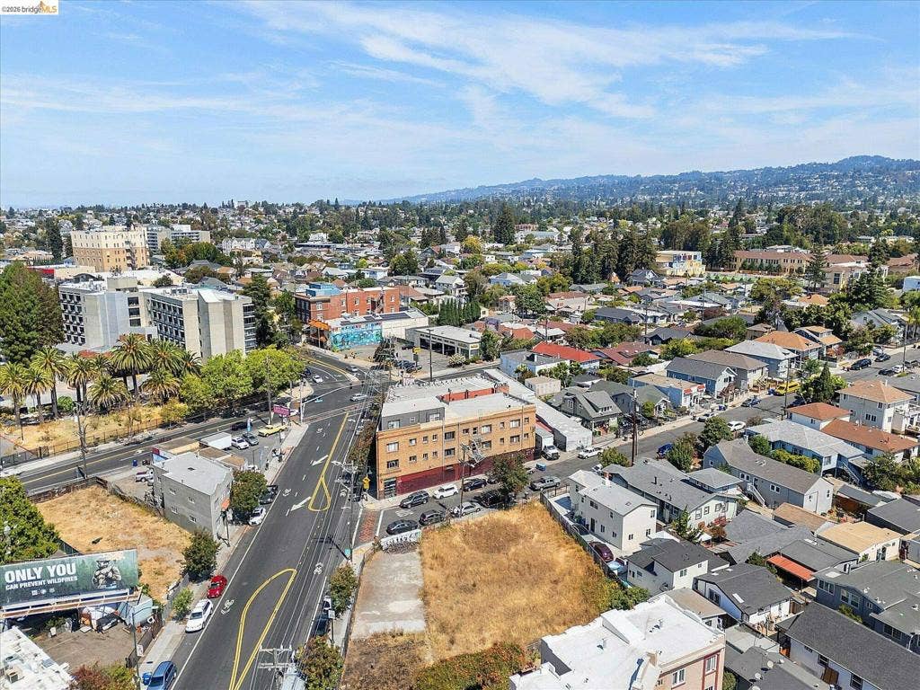 3518 Foothill Blvd, Oakland, CA 94601 3518 Foothill Blvd, Oakland, CA 94601