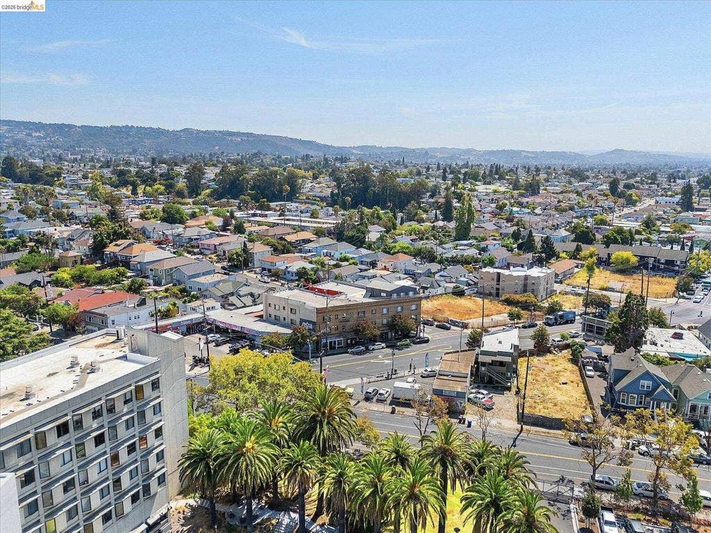 3518 Foothill Blvd, Oakland, CA 94601 3518 Foothill Blvd, Oakland, CA 94601