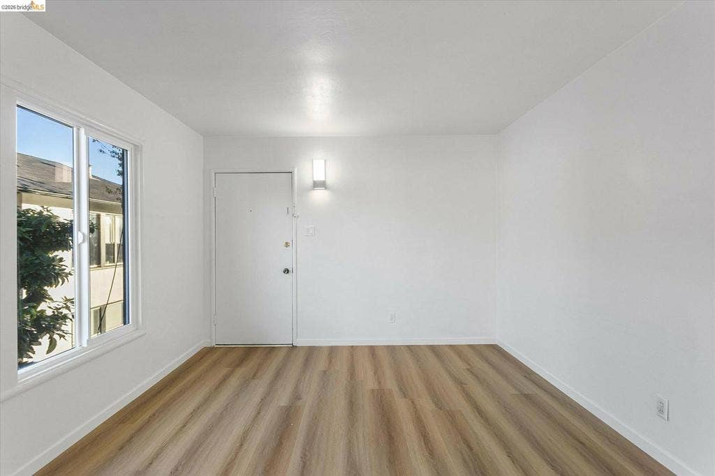 2933 Stanton St, Berkeley, CA 94702 2933 Stanton St, Berkeley, CA 94702