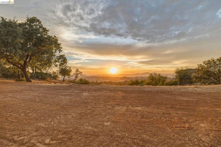 Property photo for 19886 Villa Dr, Sonora, CA