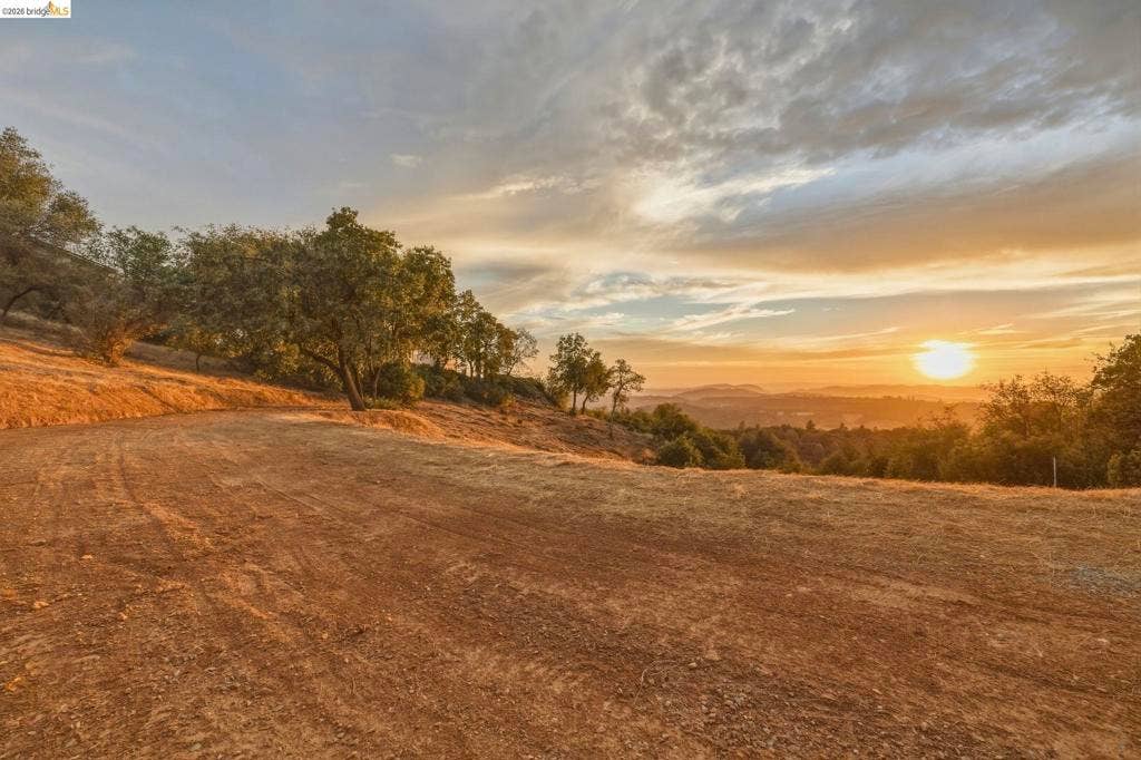 19886 Villa Dr, Sonora, CA 95370 19886 Villa Dr, Sonora, CA 95370