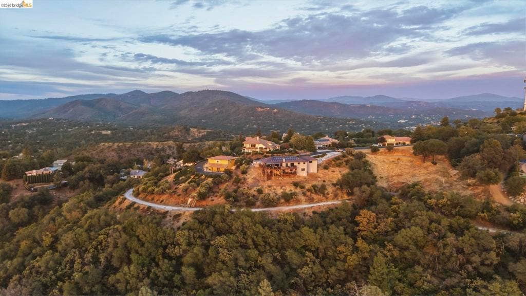 19886 Villa Dr, Sonora, CA 95370 19886 Villa Dr, Sonora, CA 95370