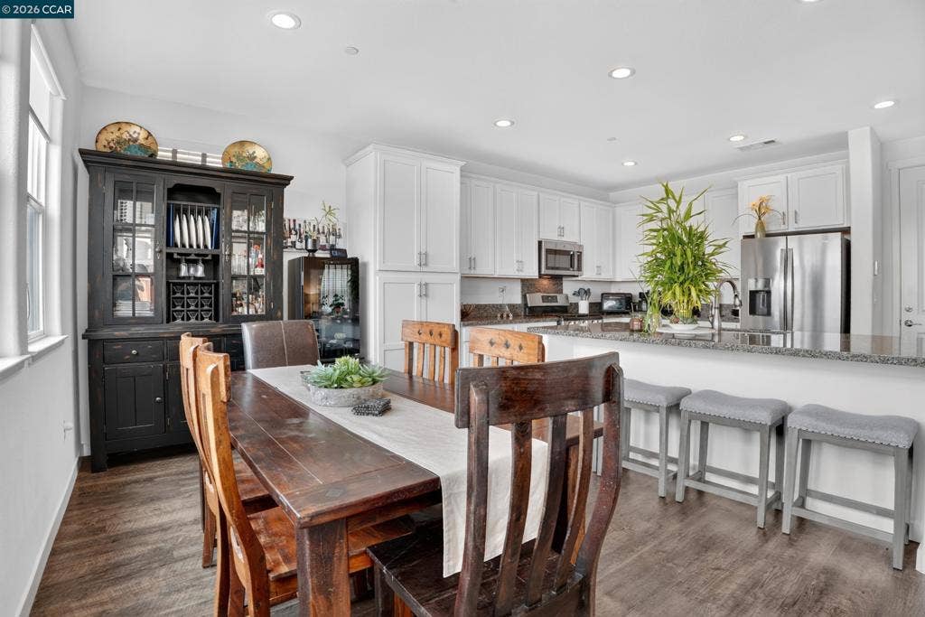 2780 Lily Ct, Antioch, CA 94531 2780 Lily Ct, Antioch, CA 94531