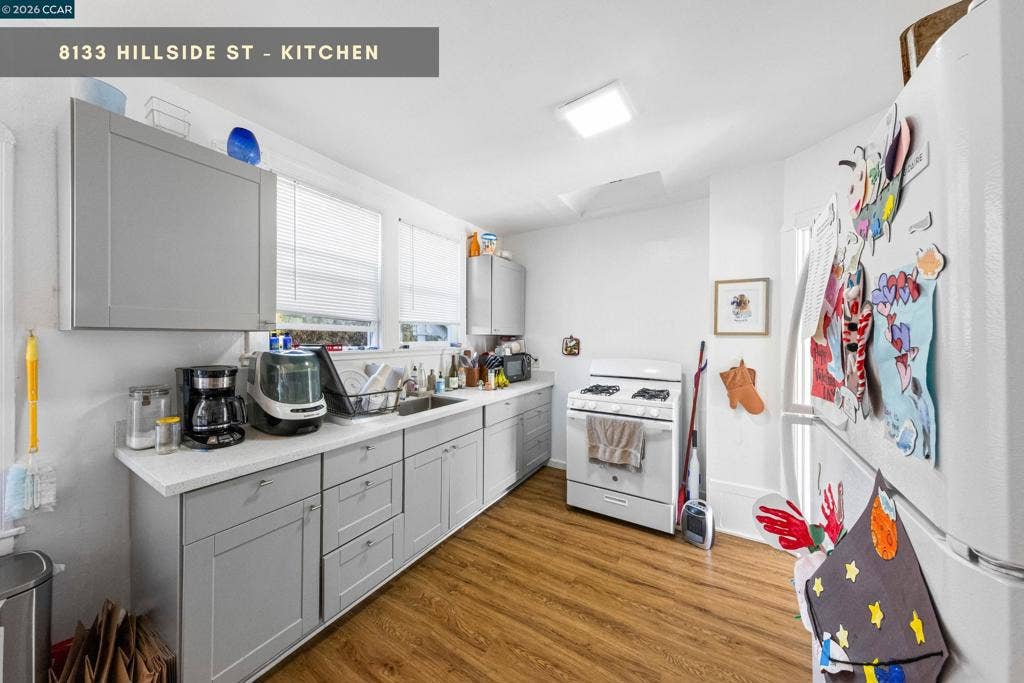 2353 82nd Ave, Oakland, CA 94605 2353 82nd Ave, Oakland, CA 94605