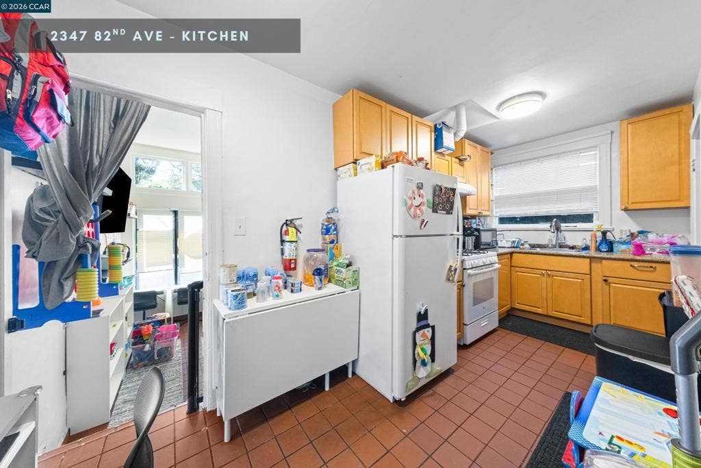 2353 82nd Ave, Oakland, CA 94605 2353 82nd Ave, Oakland, CA 94605