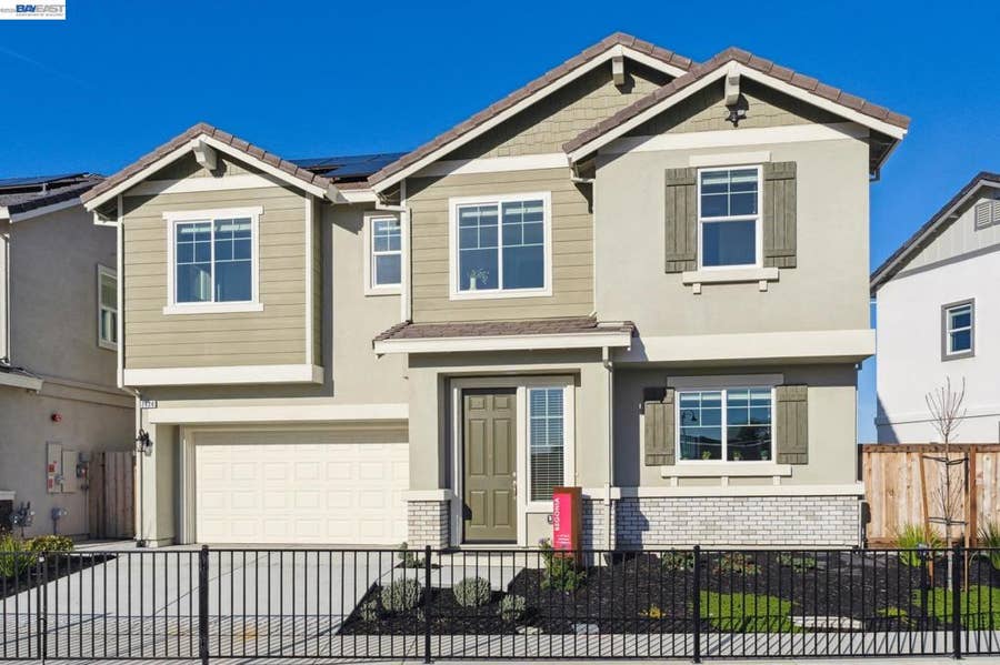Property photo for 2416 Golden way, Fairfield, CA