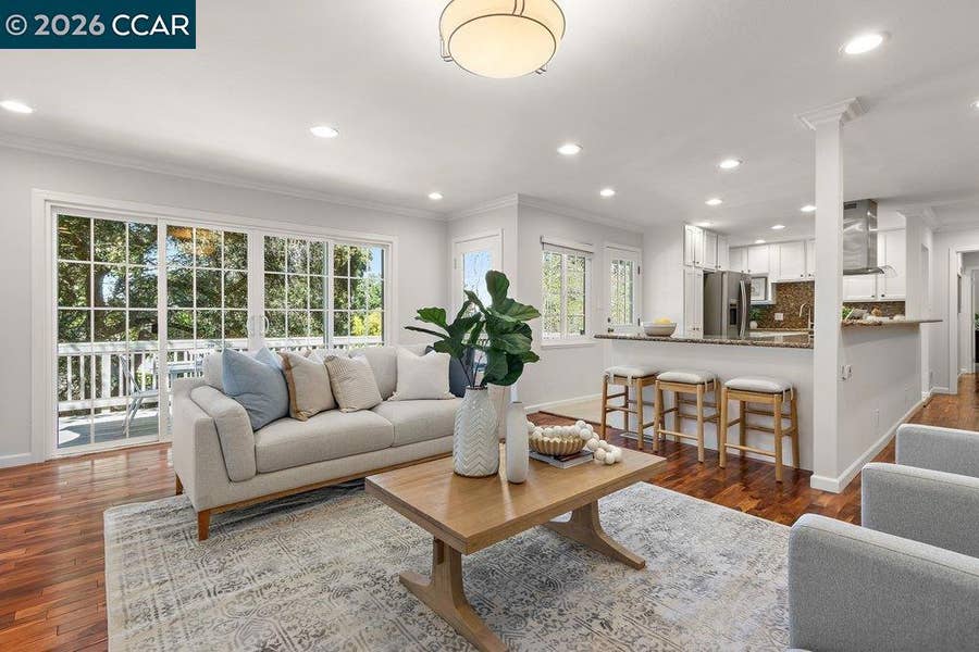 Property photo for 358 El Toyonal, Orinda, CA