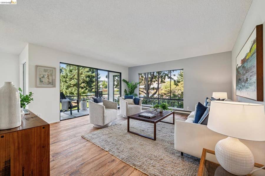 Property photo for 4 Commodore Dr, #D222, Emeryville, CA