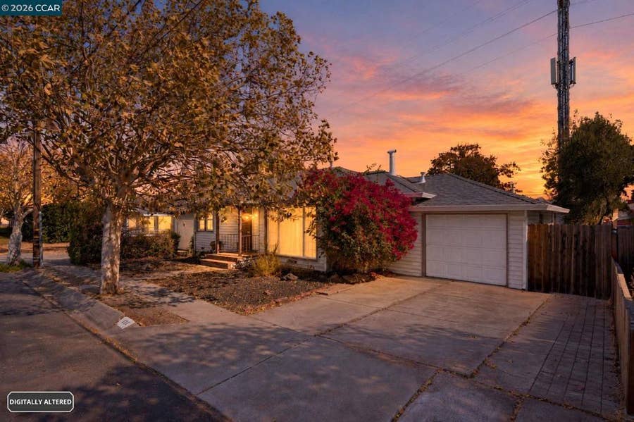 Property photo for 111 Manor Dr, Bay Point, CA