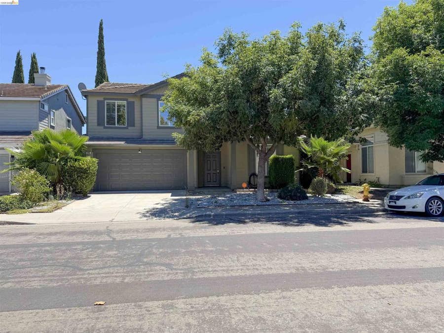 Property photo for 448 Burlington Drive, Tracy, CA