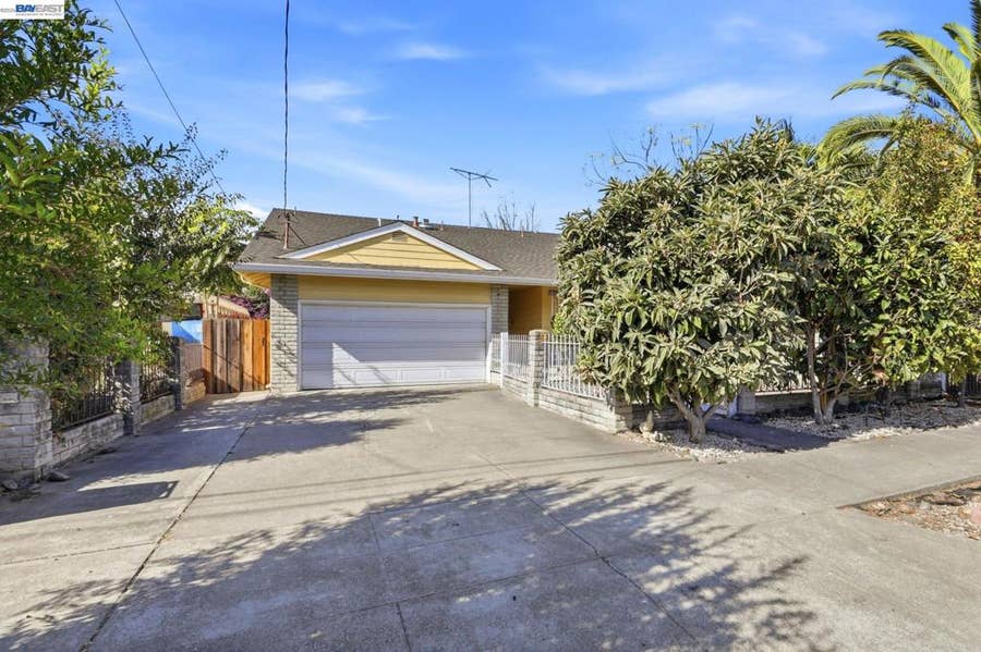 Property photo for 38033 Vallejo St, Fremont, CA