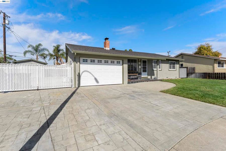 Property photo for 5680 Coral Ct, Fremont, CA