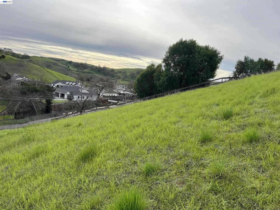 Property photo for 1388 Lawrence Rd, Danville, CA