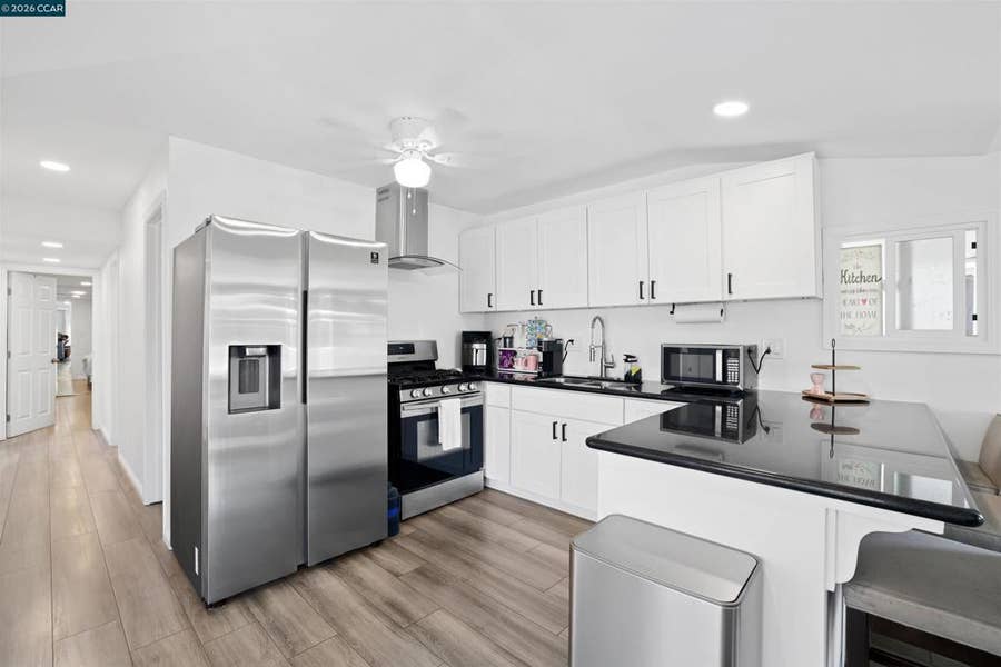 Property photo for 3301 Buchanan Rd, Antioch, CA
