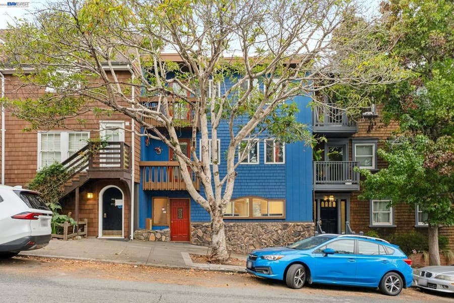 Property photo for 943 Clayton St, San Francisco, CA
