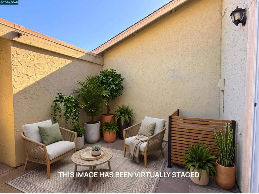 Property photo for 61 Meadowbrook Cir, Pittsburg, CA