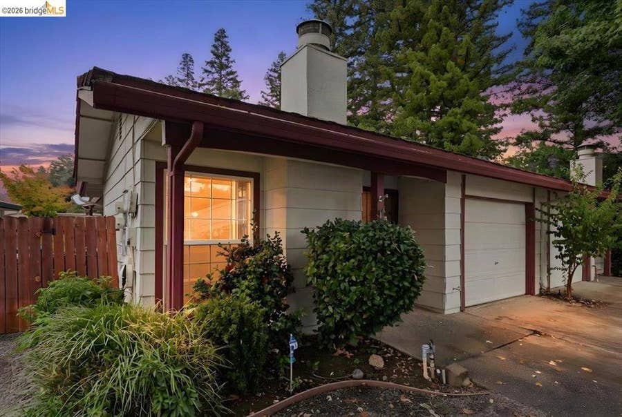 Property photo for 1994 Zinfandel Dr, Rancho Cordova, CA
