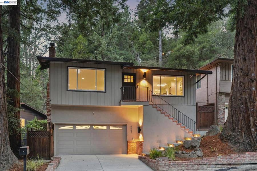 Property photo for 6661 Banning Dr, Oakland, CA