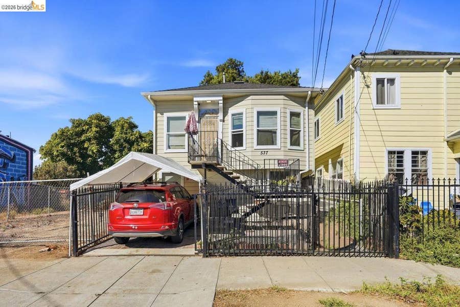 Property photo for 537 Chester, Oakland, CA
