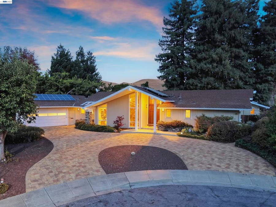 Property photo for 1019 Whitmer Ct, Fremont, CA