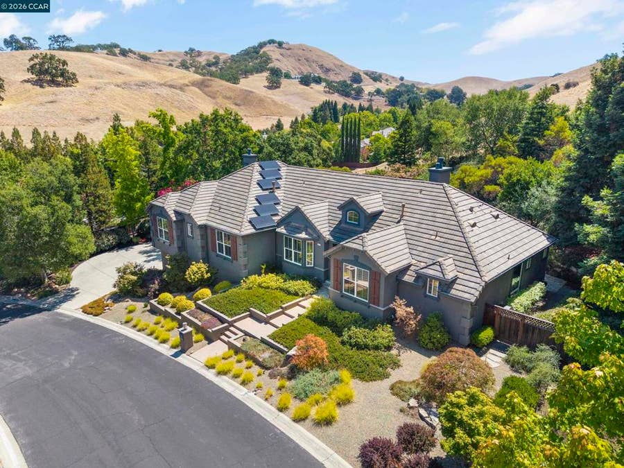 Property photo for 115 Byerley Ct, Alamo, CA