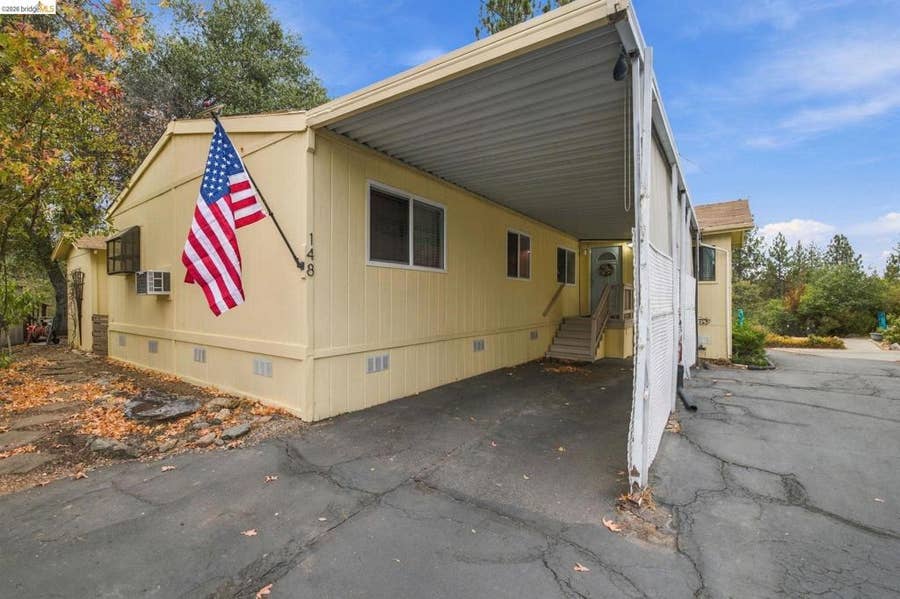 Property photo for 10956 Green St, Columbia, CA