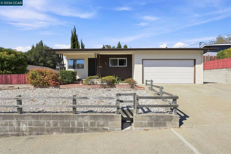 Property photo for 2552 Henry Ave, Pinole, CA