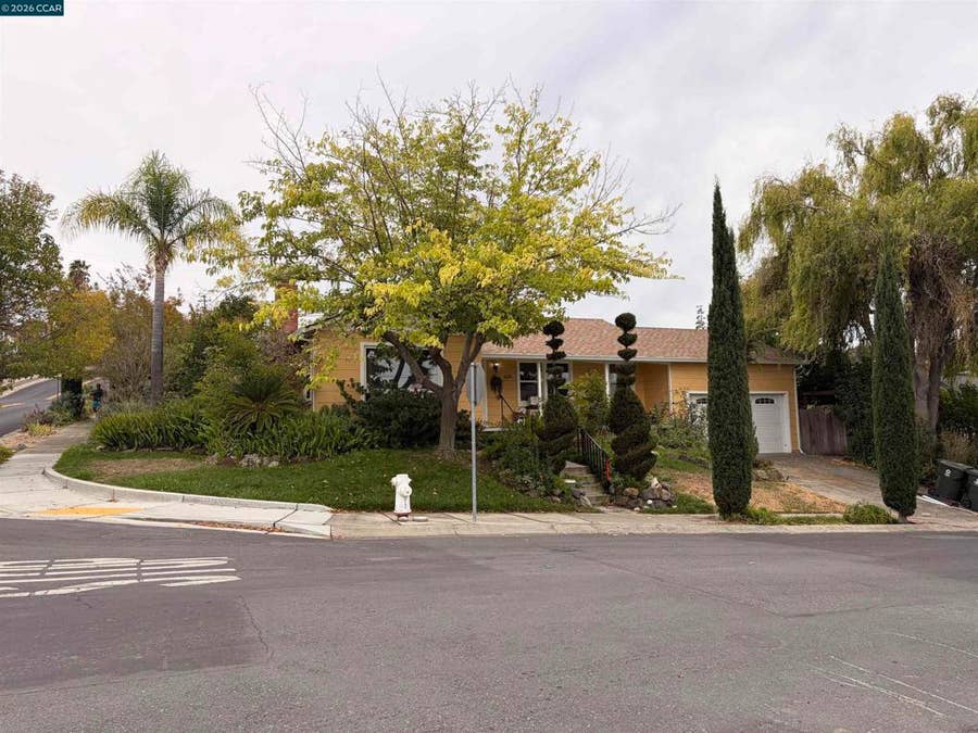 Property photo for 1020 Andrews Dr, Martinez, CA