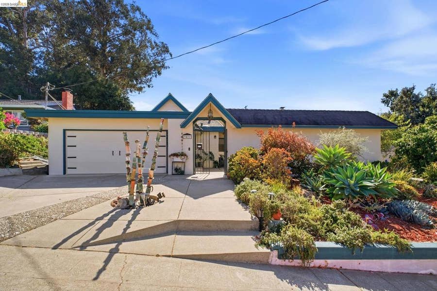 Property photo for 3421 Hackamore Dr, Hayward, CA