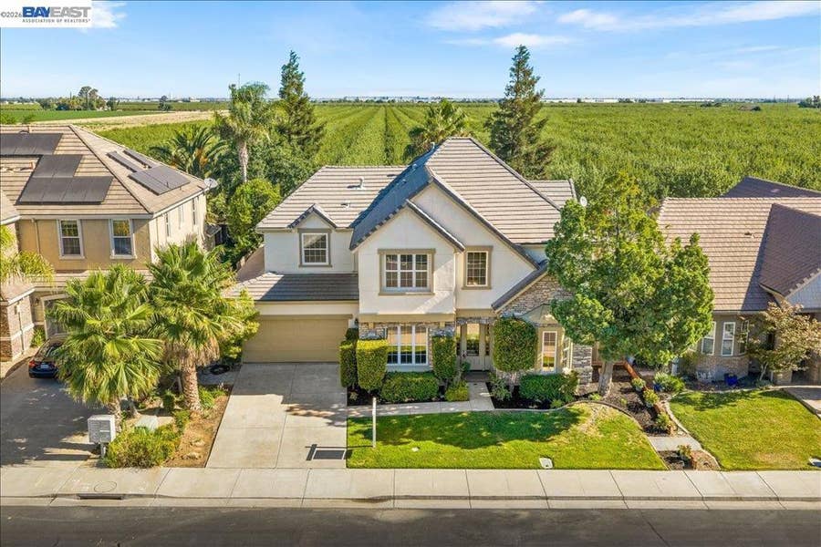 Property photo for 1461 Biarritz St, Tracy, CA