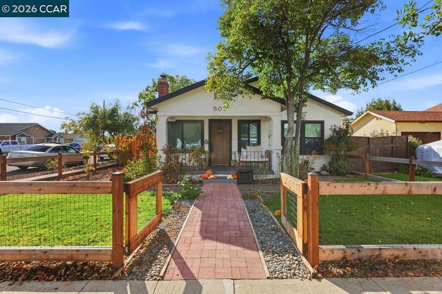 Property photo for 507 N M St, Livermore, CA