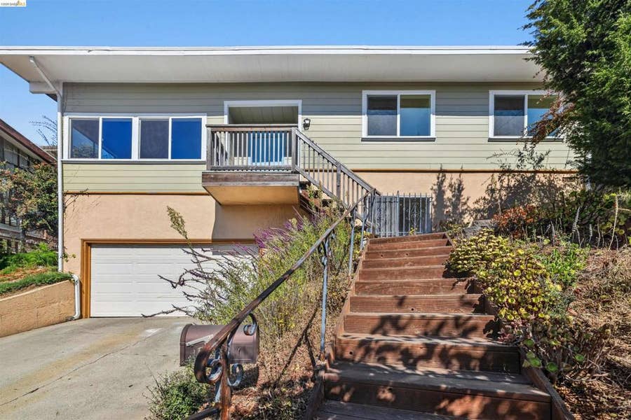 Property photo for 695 Wellesley Ave, Kensington, CA
