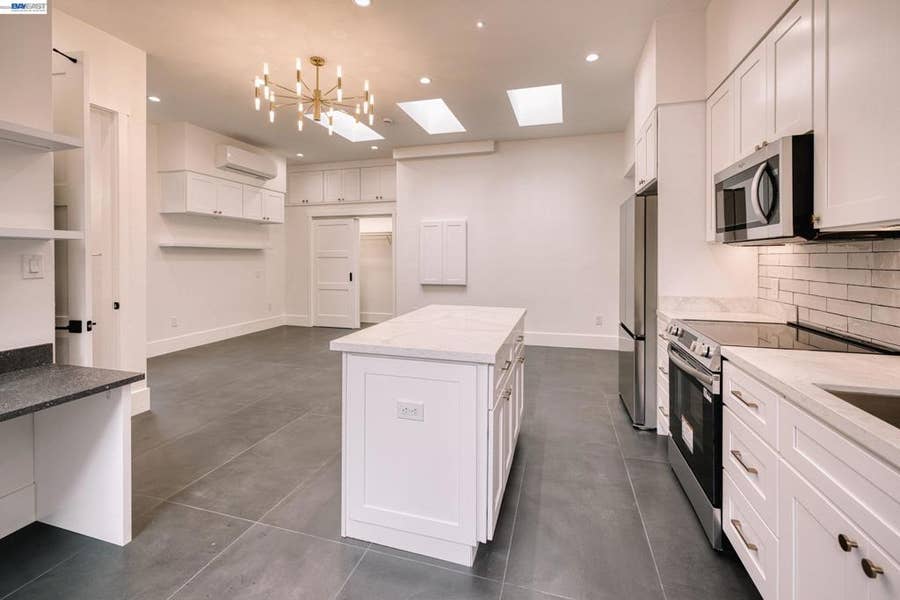 Property photo for 285 Oak Park Lane, Pleasant Hill, CA