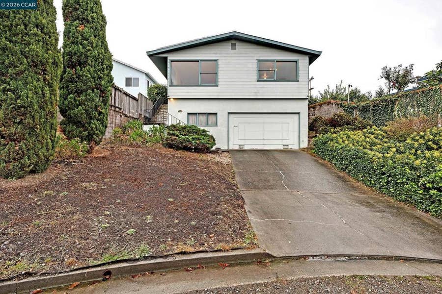 Property photo for 5642 Clinton Ave, Richmond, CA