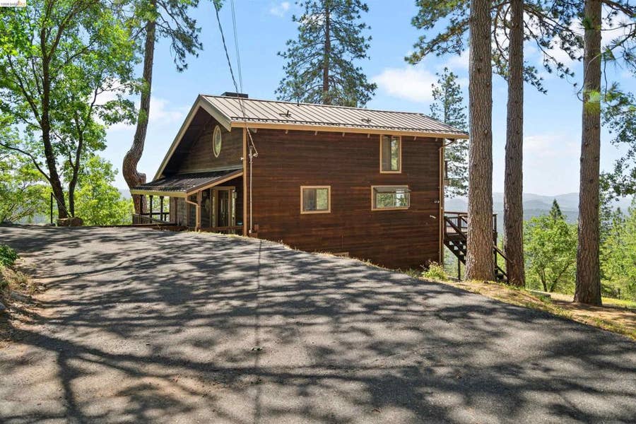 Property photo for 16300 Old Oak Ranch Rd, Sonora, CA