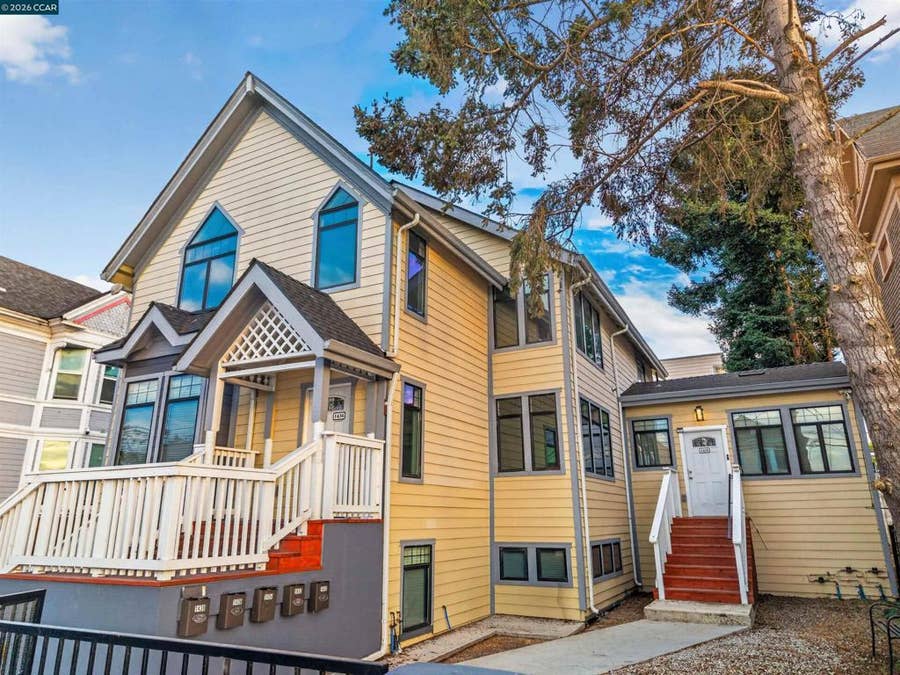 Property photo for 1430 8th Ave, Oakland, CA