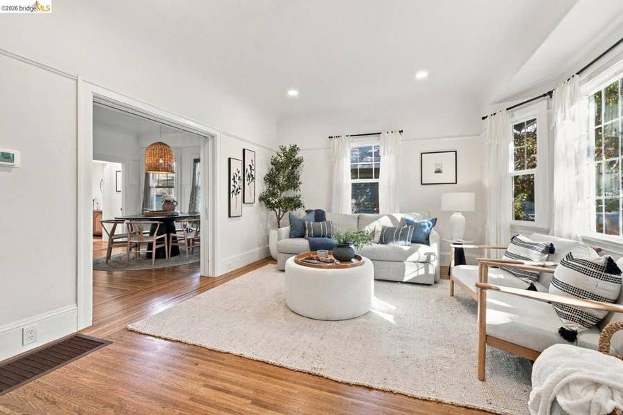 Property photo for 2948 Pine Ave, Berkeley, CA