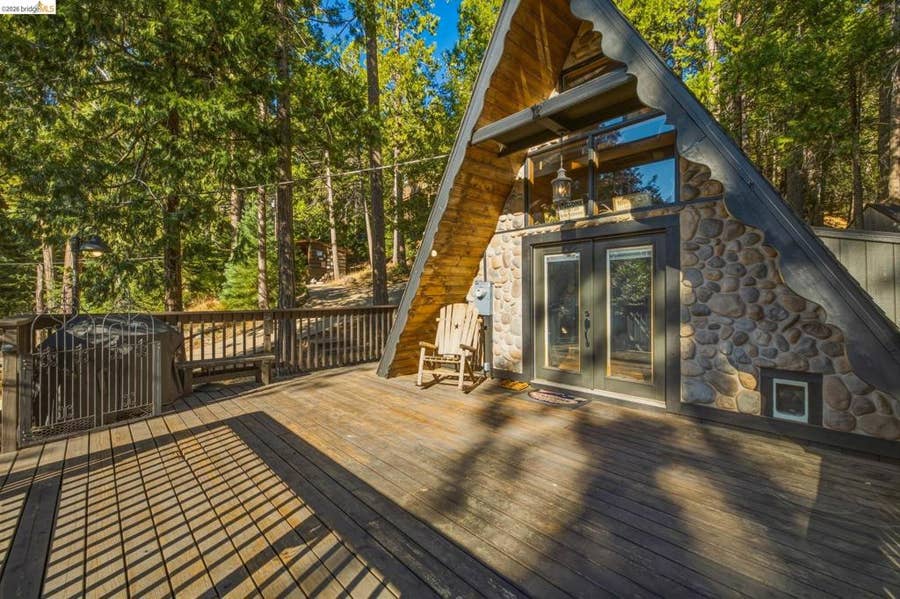 Property photo for 20778 Lama Tamalin Rd, Mi Wuk Village, CA