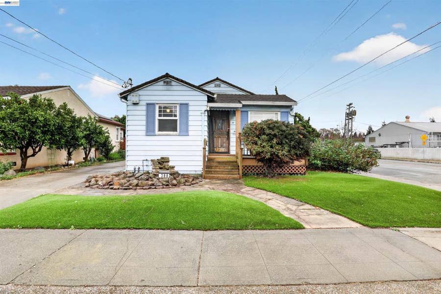 Property photo for 399 Stoakes Ave, San Leandro, CA