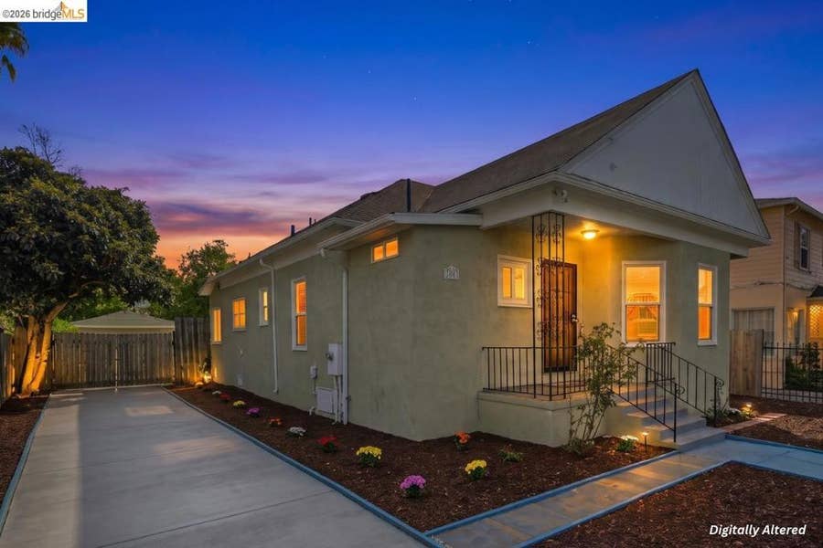 Property photo for 1916 98Th Ave, Oakland, CA